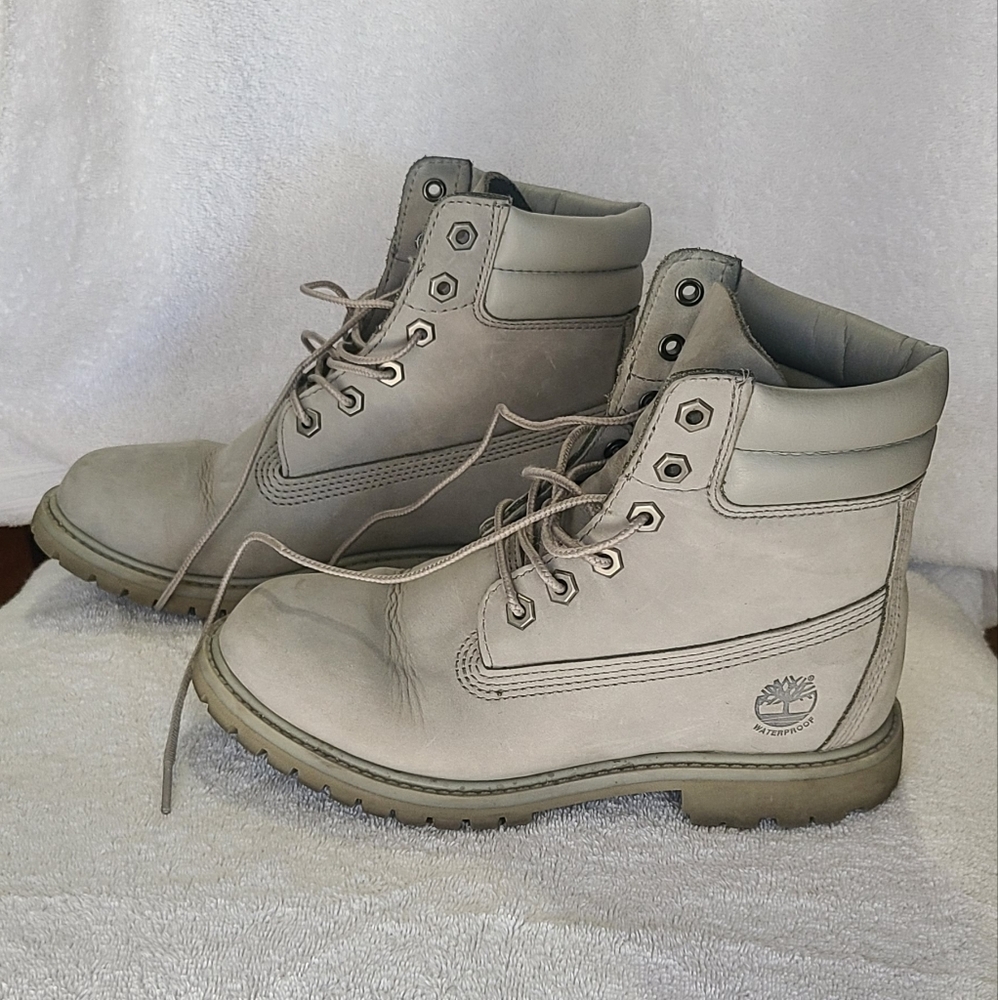 Timberland Light Gray Leather Boots